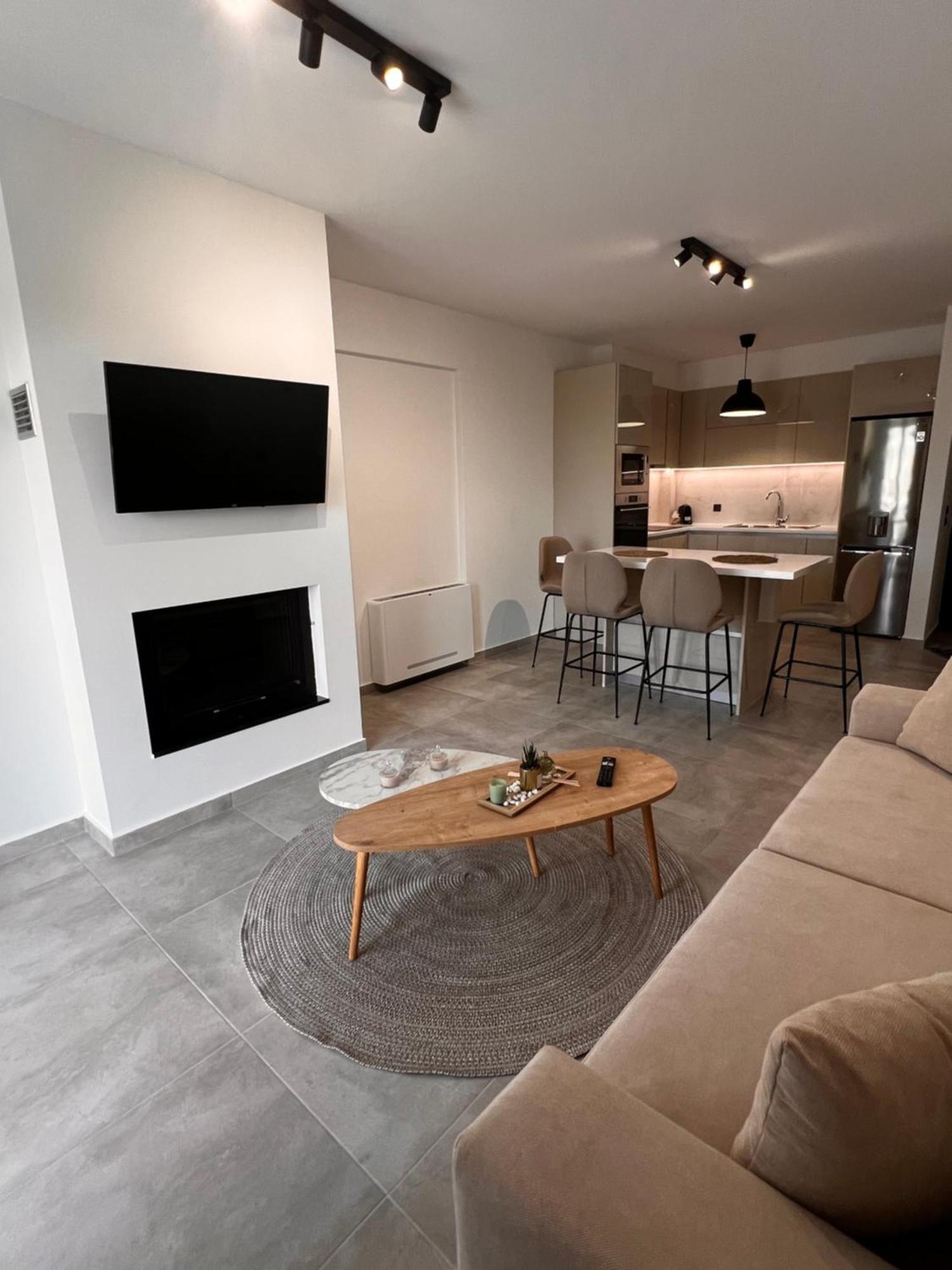 Phil'S Apartments Lefkada City Bagian luar foto