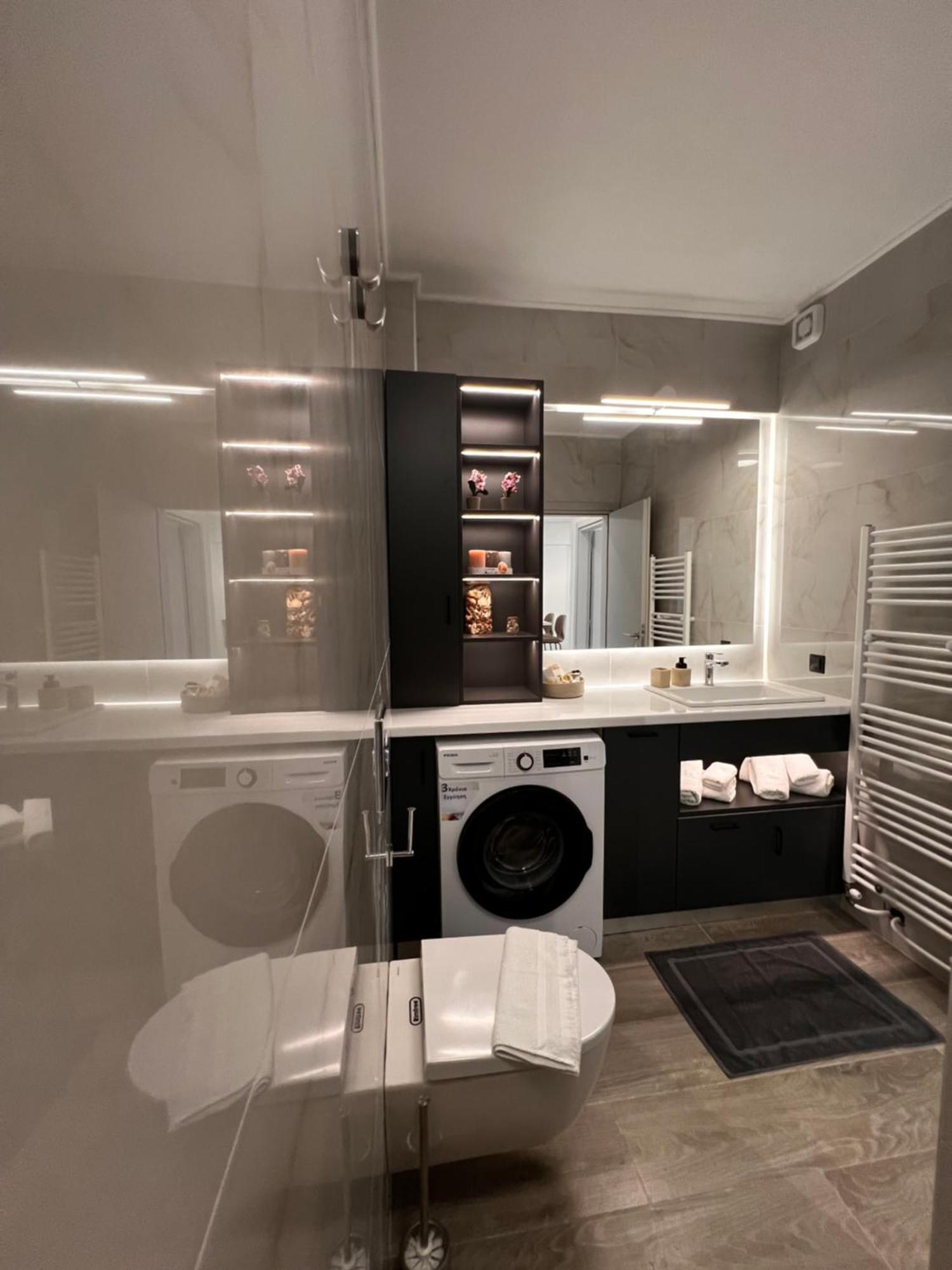 Phil'S Apartments Lefkada City Bagian luar foto